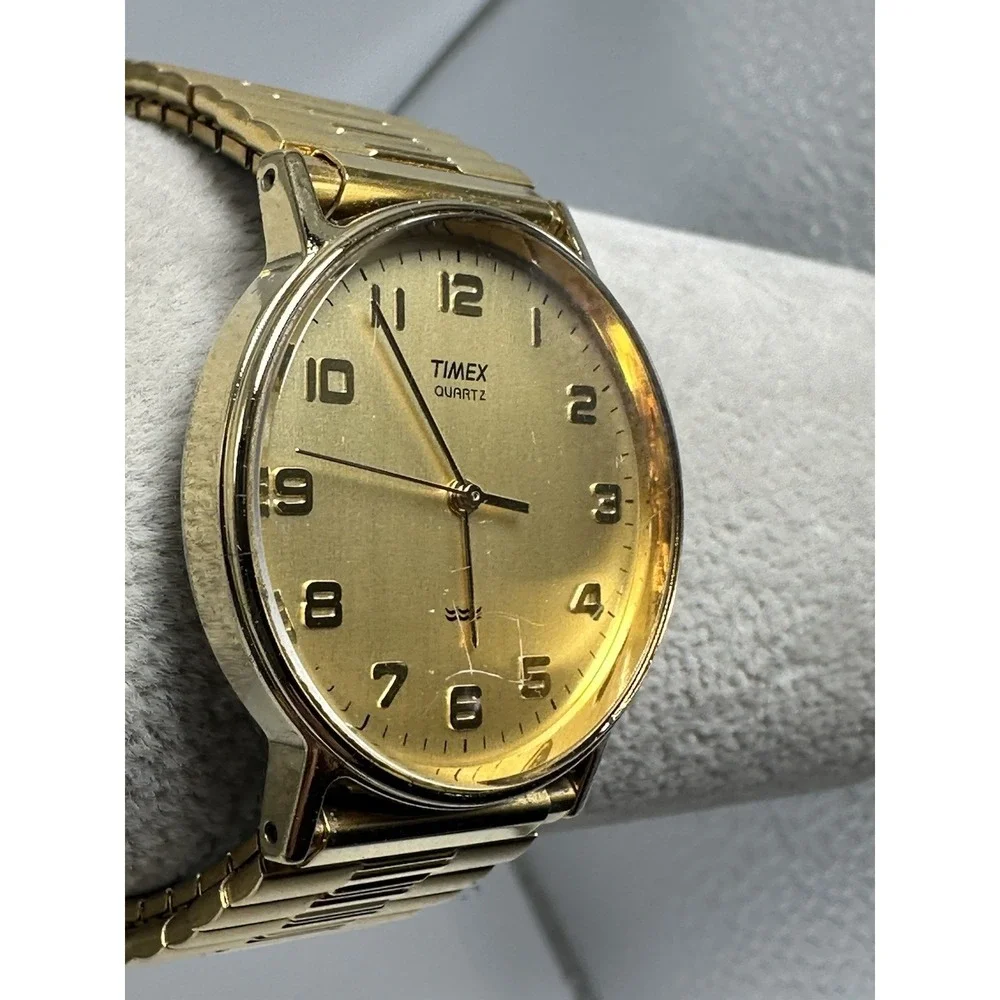 Timex Mens Watch‎ CC 1995 New Battery 32MM 6.75